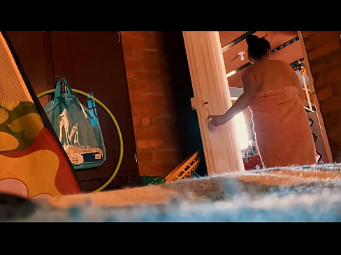 ❤️ Chú tôi theo tôi vào phòng tắm, ông ấy đụ tôi trong khi tôi đang tắm. ☑  Sex video  tại chúng tôi  ❌